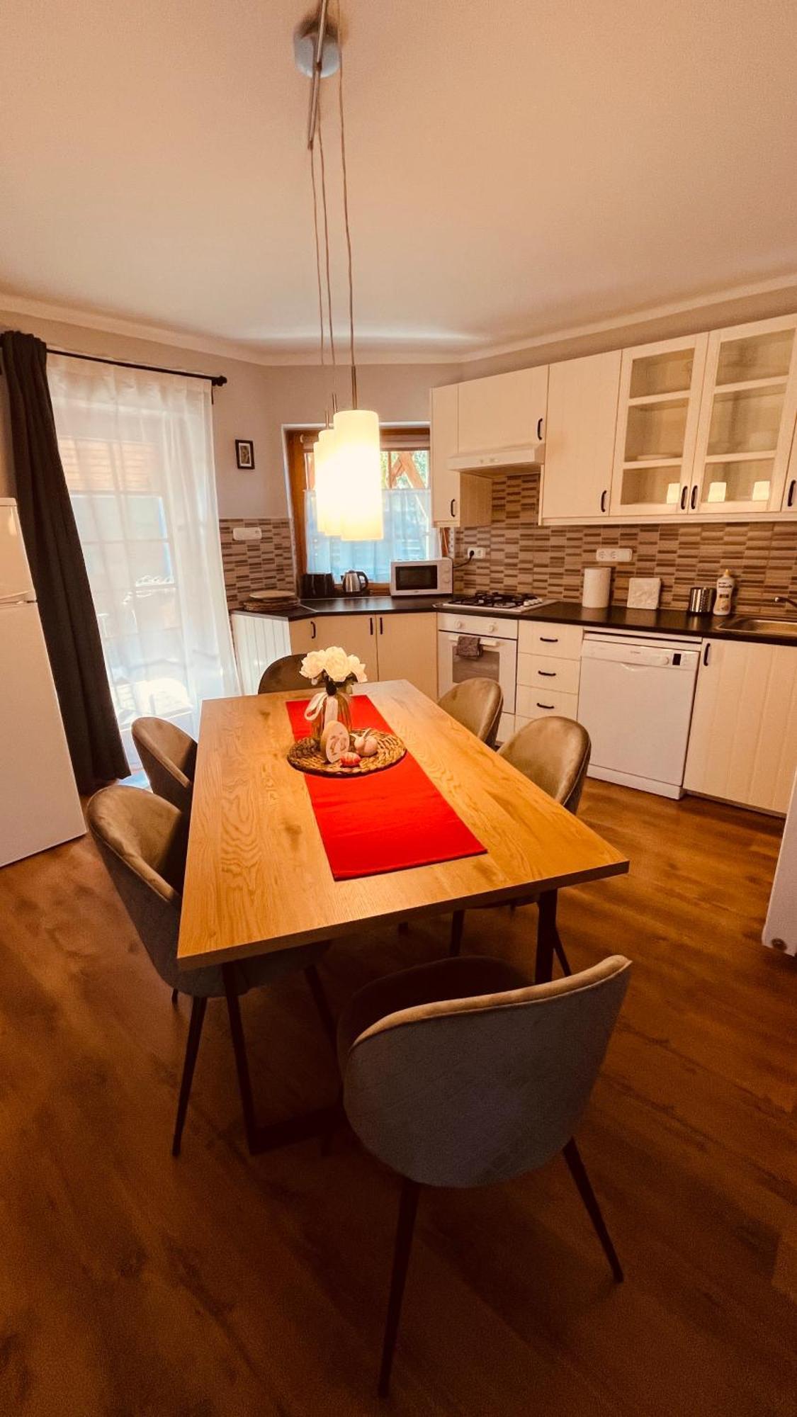 Strigonia Apartman Esztergom Eksteriør billede